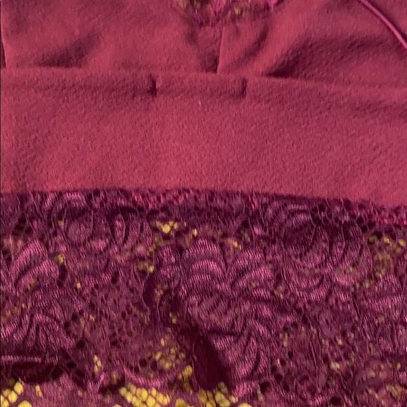 Burgundy lace Violet bralette - Picture 4 of 4